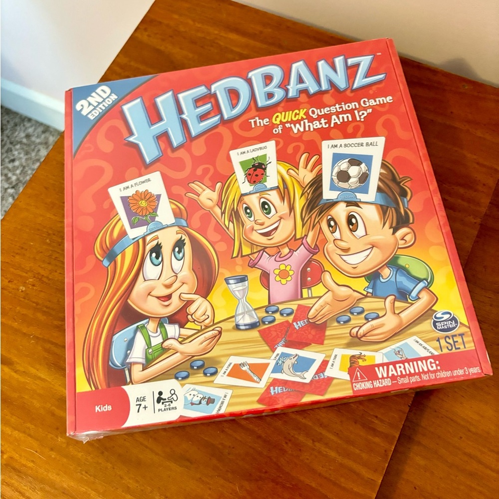Hedbanz Kids game BNIB still sealed